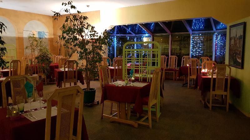 Kyriad Carentan 3 estrelas em Carentan