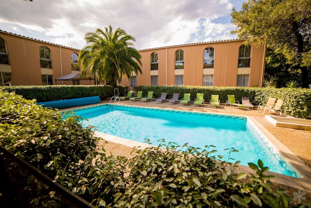 Le Clos de l'Aube Rouge 3 estrelas em Castelnau-le-Lez