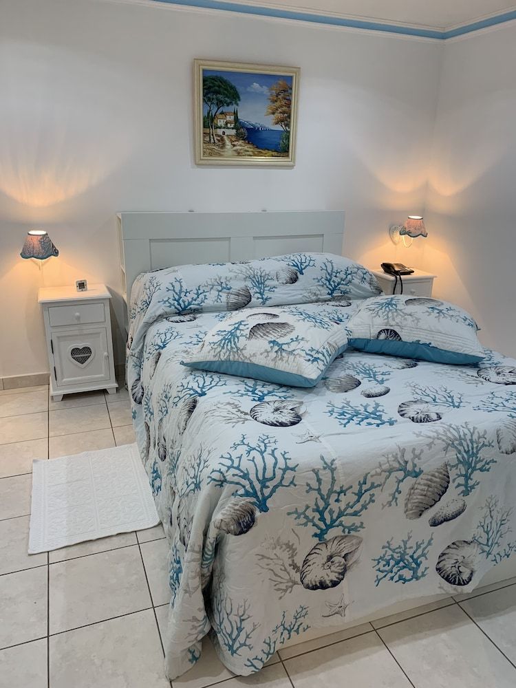 Hôtel La Calanque 3