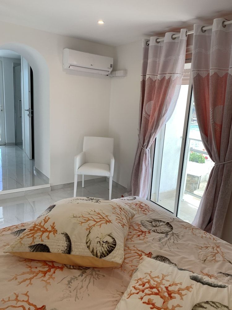 Hôtel La Calanque 2