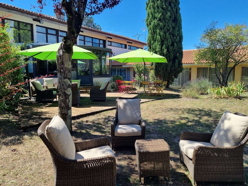 Kyriad Angoulême Nord Champniers - Hôtel & Résidence 3 étoiles à Champniers