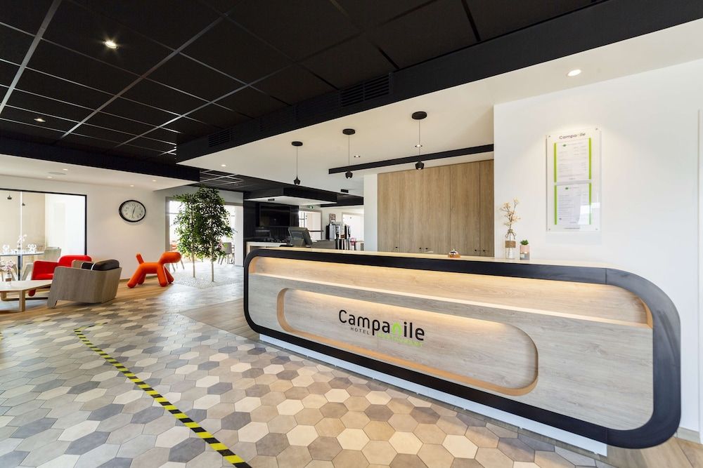 Campanile Chartres 2