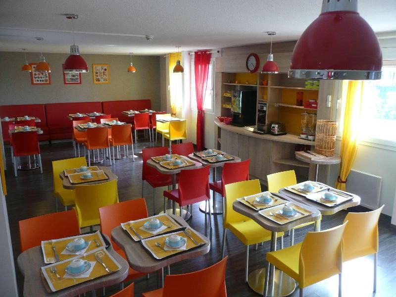 Kyriad Direct Chartres Est 2 estrelas em Chartres