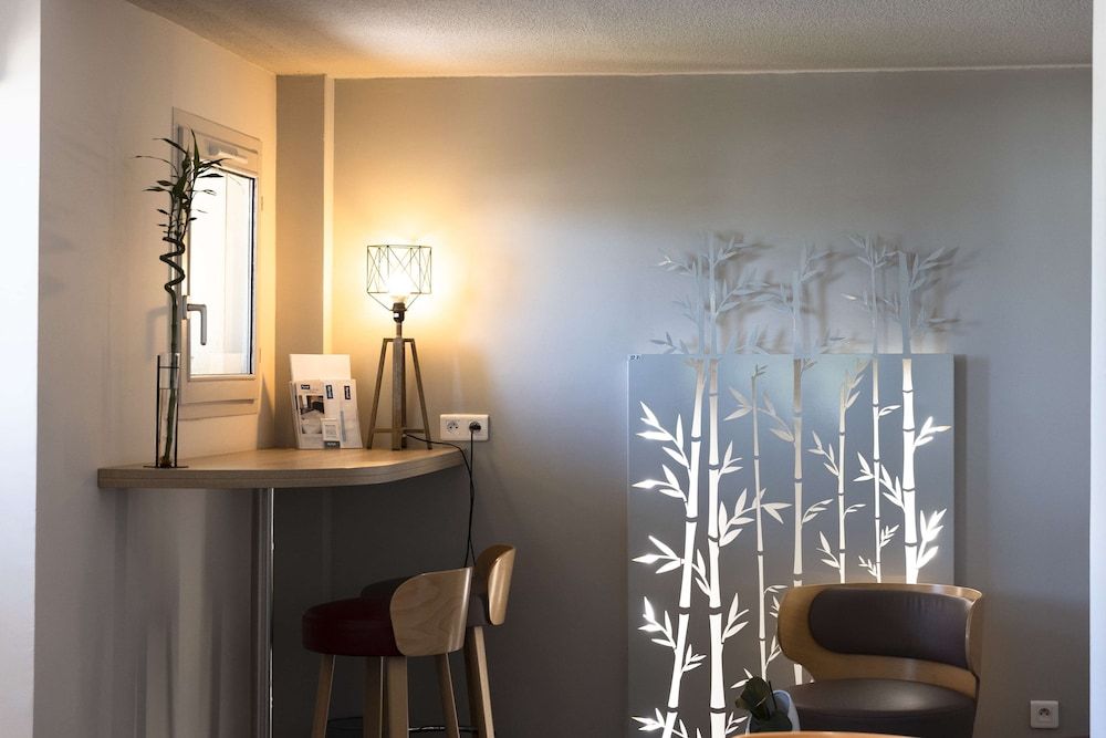 Kyriad Chateauroux 2