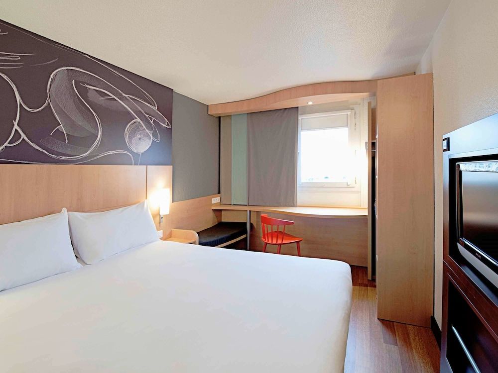 ibis Chatellerault 3
