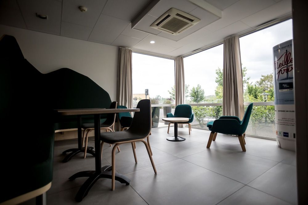 Kyriad Clermont-Ferrand-Sud-La Pardieu 2