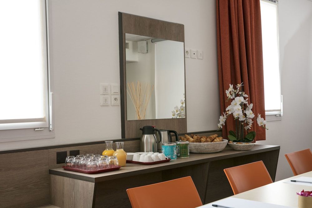 Hôtel Clermont Estaing 3