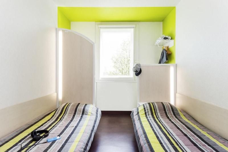 HotelF1Clichy sous Bois 3