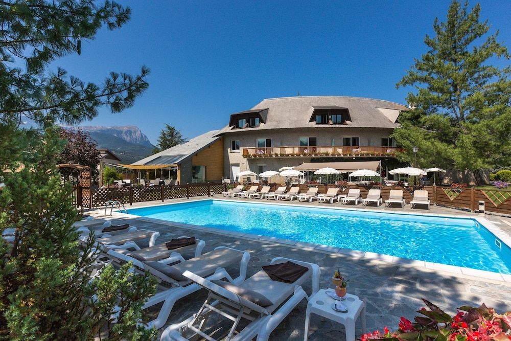 Hôtel Les Bartavelles 3 stelle a Crots