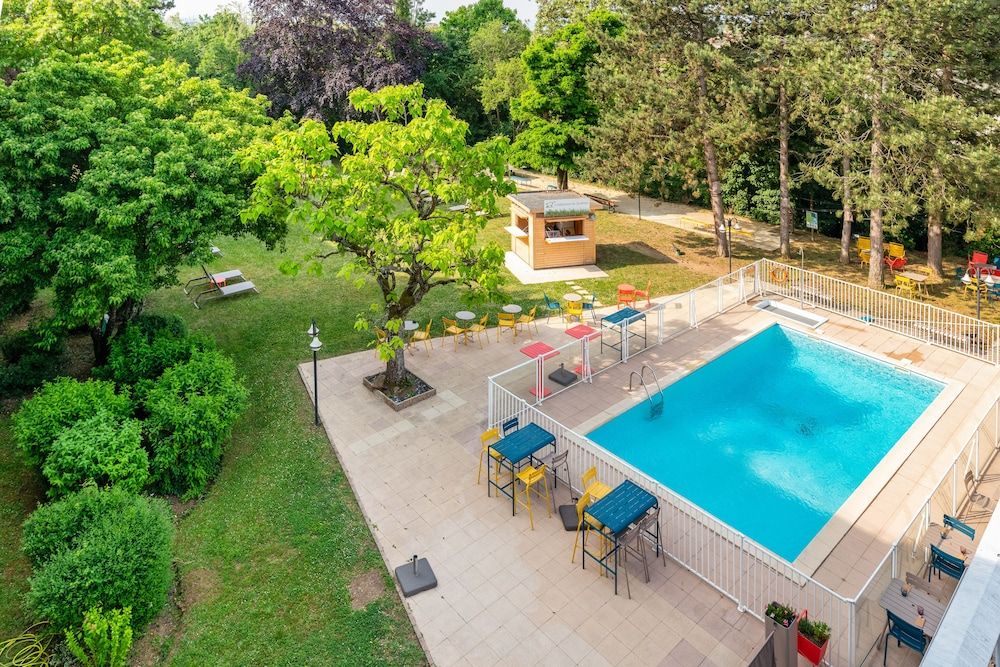 B&B Hotel Lyon Nord 4 étoiles 4 stelle a Dardilly