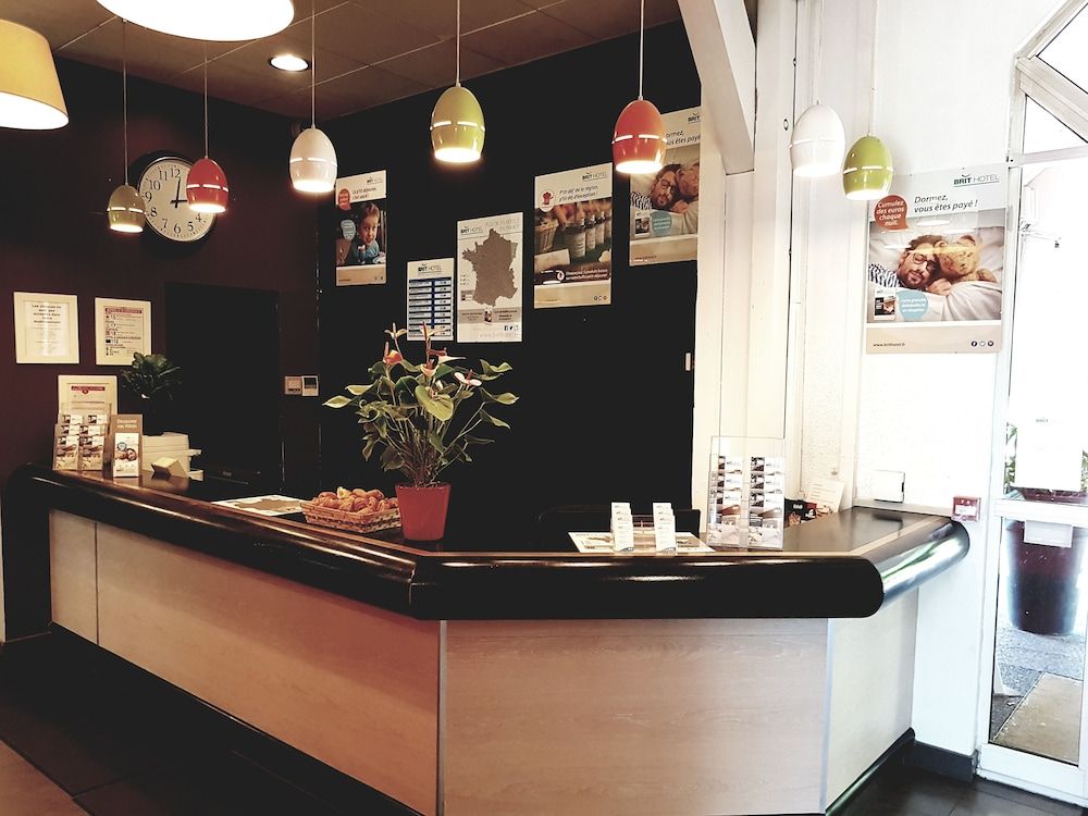 Brit Hotel Confort Lyon Dardilly 2