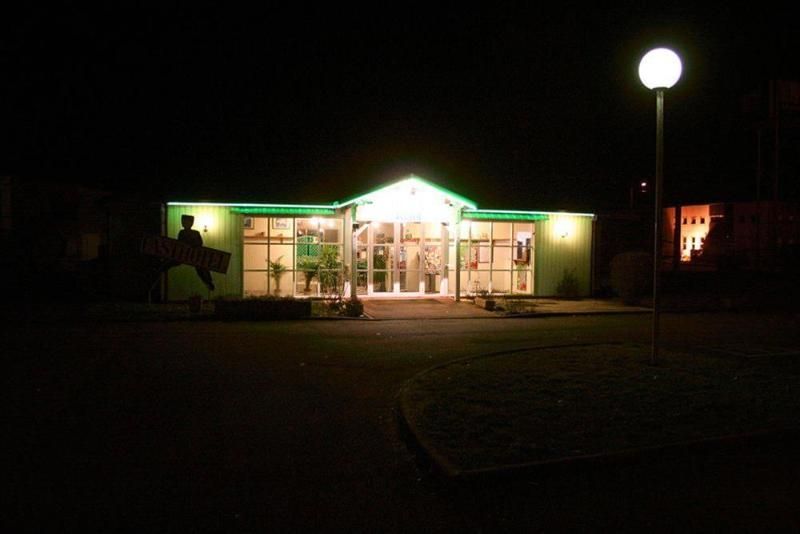 Fasthotel Dijon Nord 2