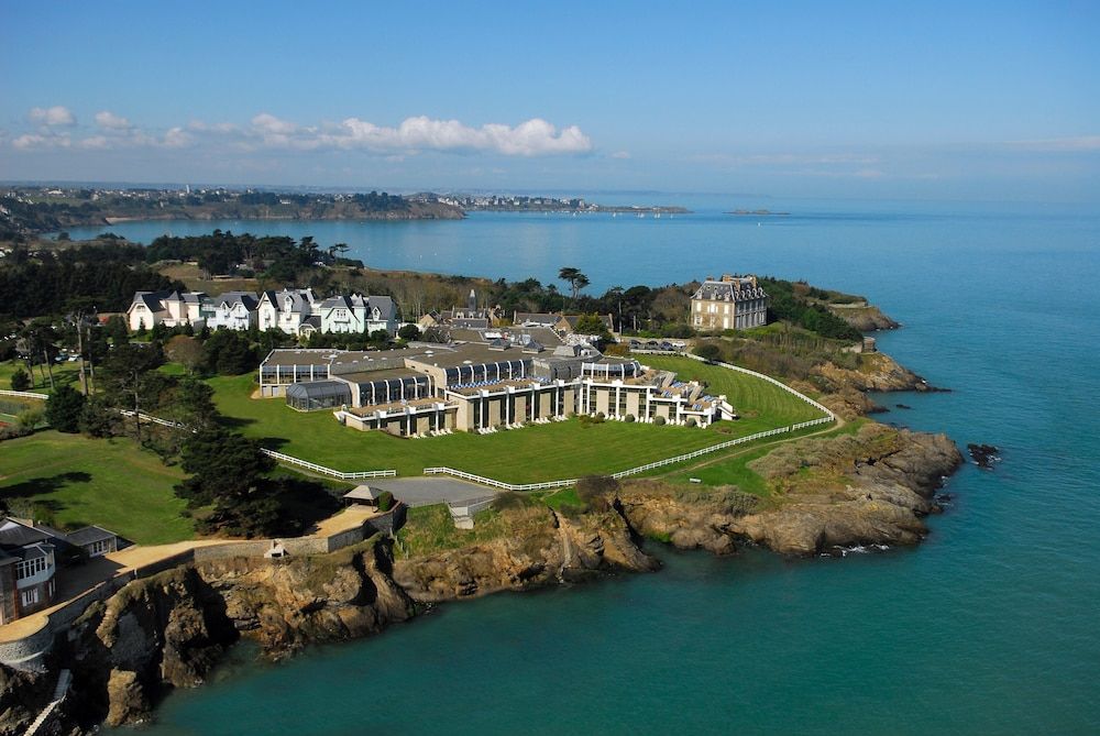 Hôtel Emeria Dinard Thalasso & Spa 1