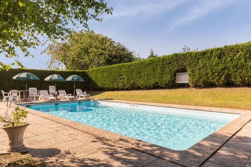 Sure Hotel by Best Western Dole 3