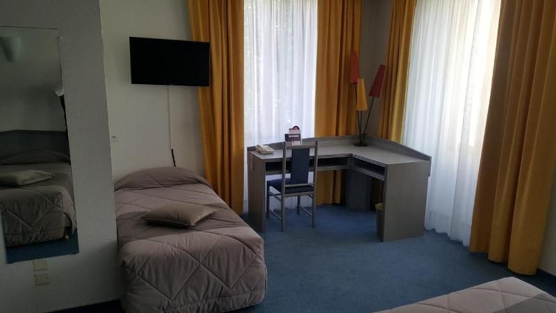 Hôtel de Genève Faverges 2