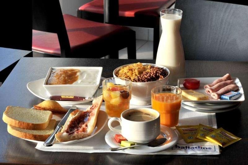 Brit Hotel Saint-Quentin 1