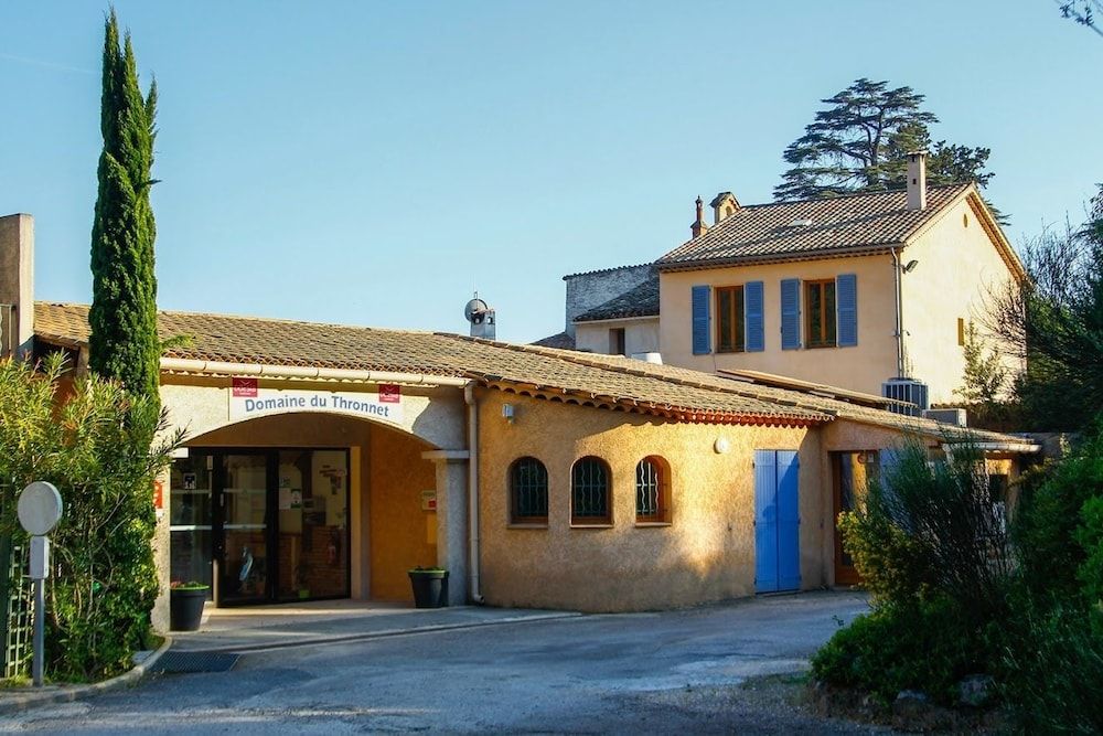 Odésia Vacances Domaine du Thronnet 3 étoiles à Figanières