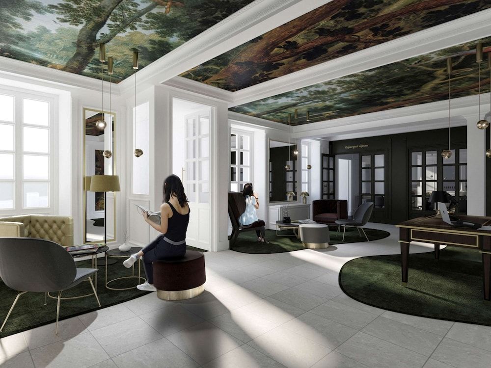Aigle Noir Fontainebleau Mgallery 1