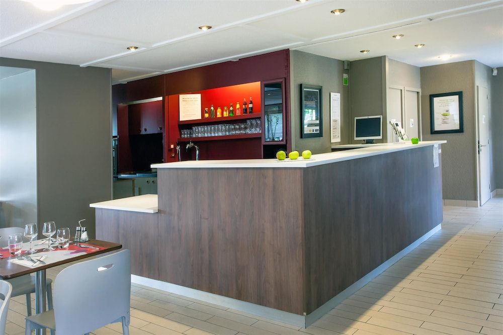 Hotel Campanile Fougeres 2