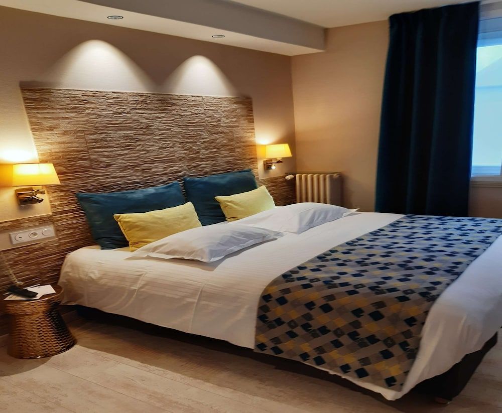 Best Western Hotel Des Voyageurs 3 estrelas em Fougères