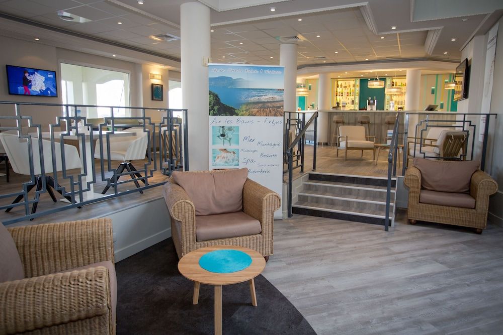 Mercure Thalasso and Spa Port Frejus 2