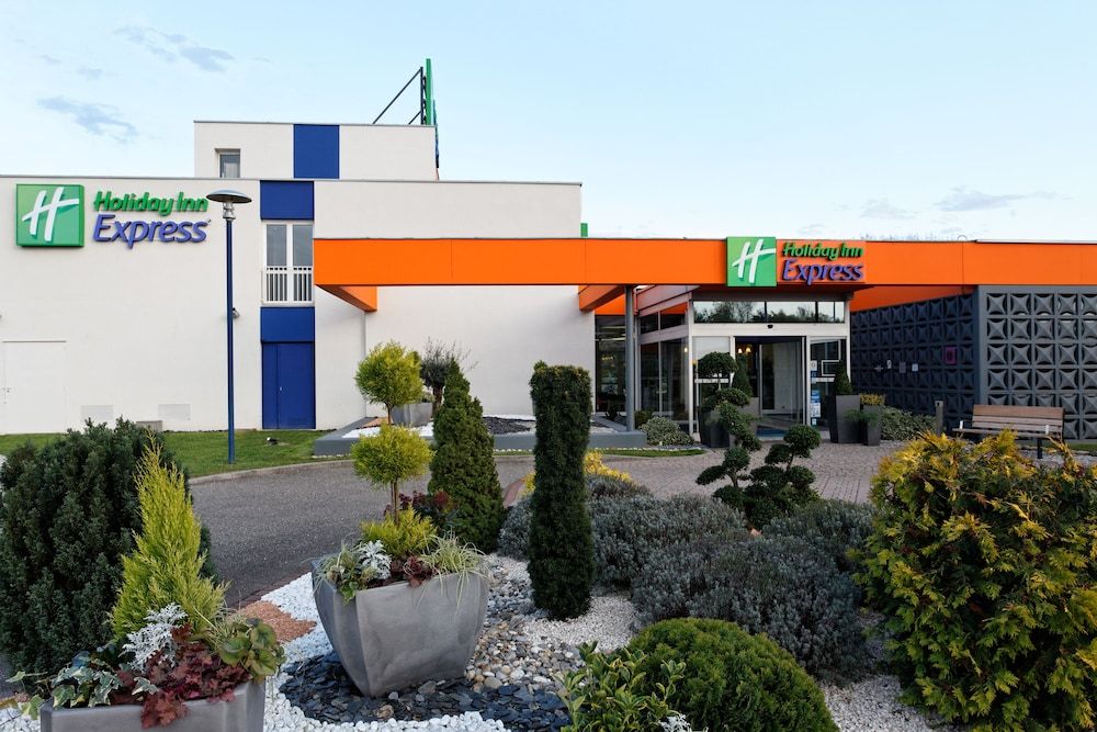 Holiday Inn Express Strasbourg - Sud, an IHG Hotel 3 étoiles à Geispolsheim