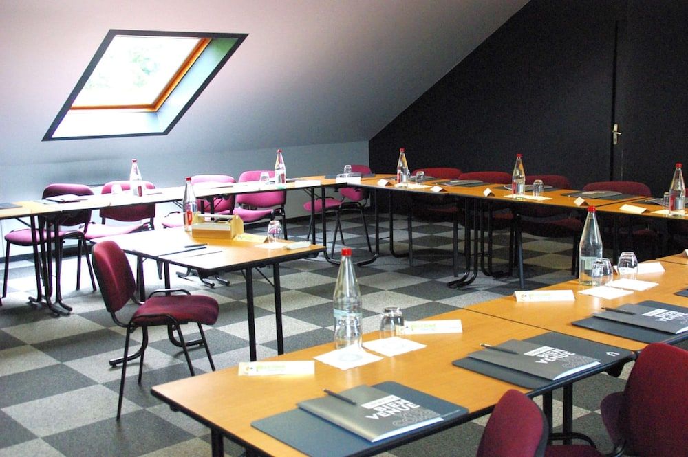 Hotel Campanile Amiens - Glisy 2