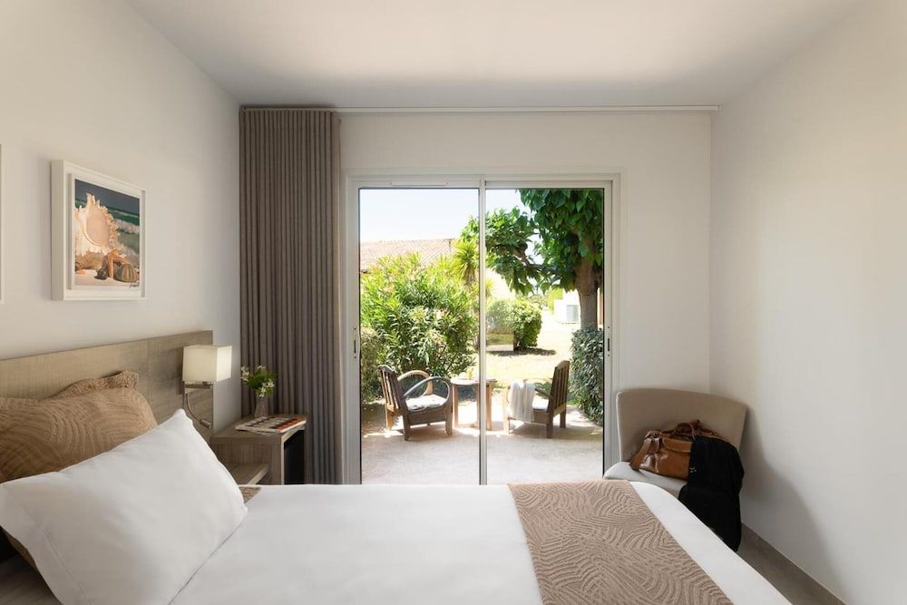 Hotel Marina di Lava 2