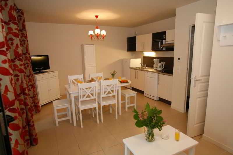 Le Château de Prêtreville 2