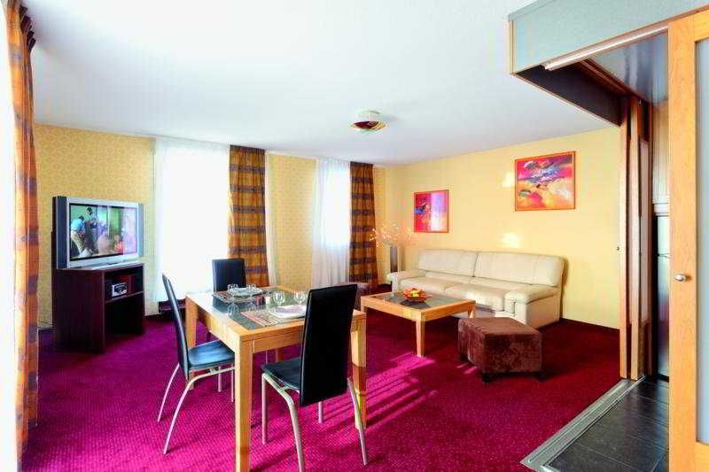 Park & Suites Elegance Grenoble 3 estrelas em Grenoble
