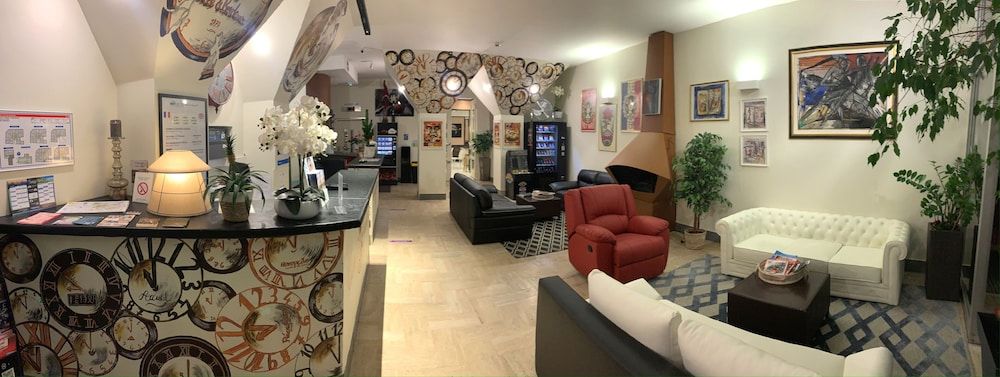 BRIT HOTEL CONFORT Suisse et Bordeaux 2