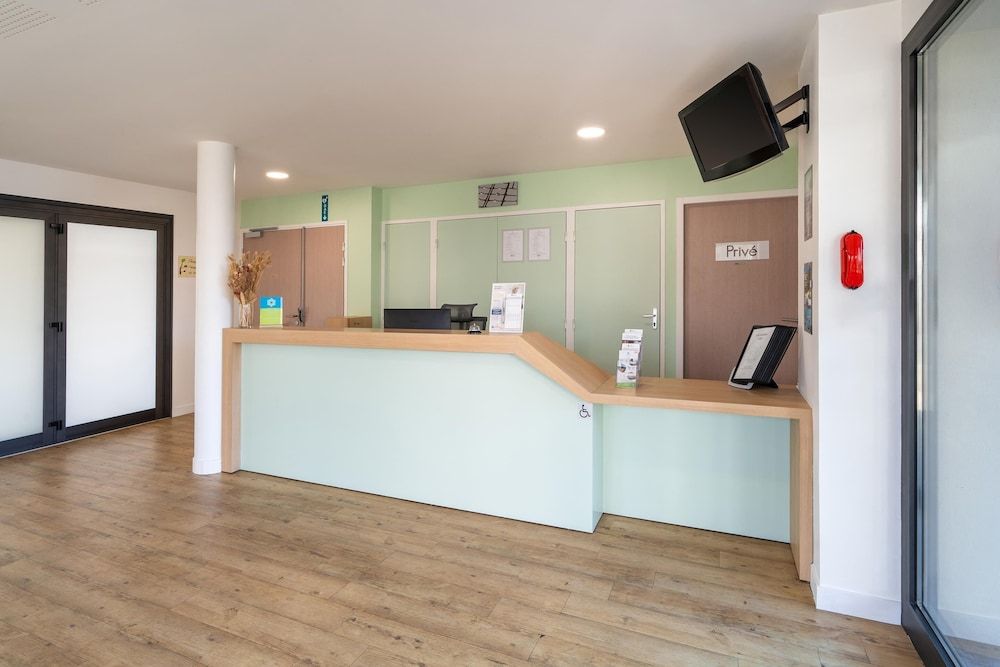Sure Hotel by Best Western Guerande 2