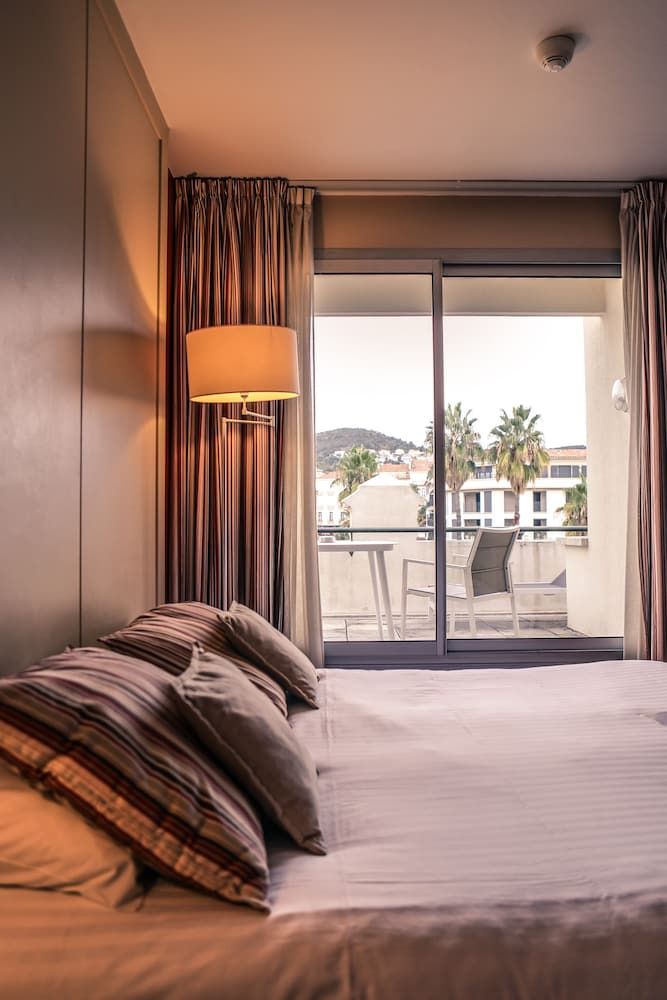 Hotel des Palmiers 2