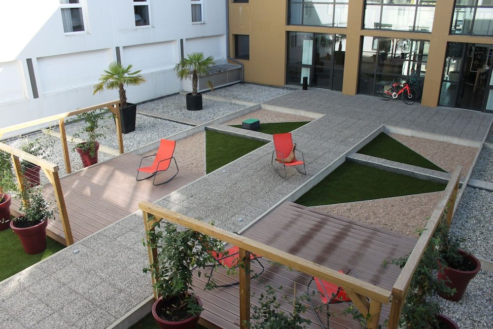 Comfort Suites Pau Idron 2