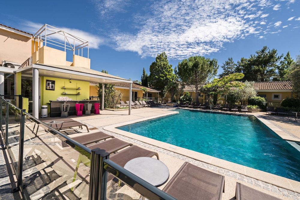 Domaine de la petite Isle - Luberon 4 estrelas em LʼIsle-sur-la-Sorgue