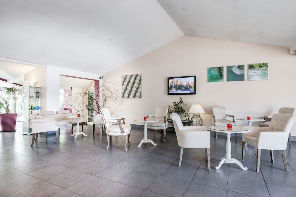 Domaine de la petite Isle - Luberon 2