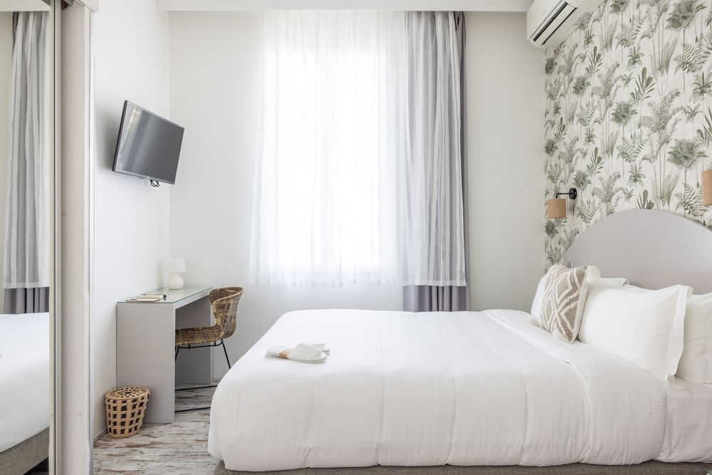 Hotel La Villa Juan Beach 3