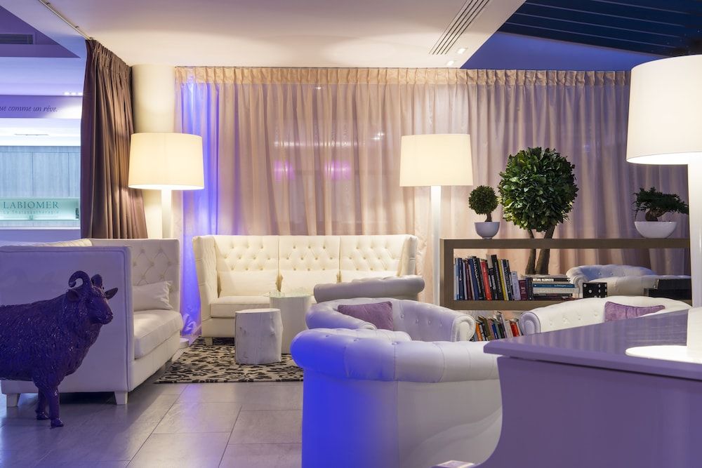 Relais Thalasso Château des Tourelles 2