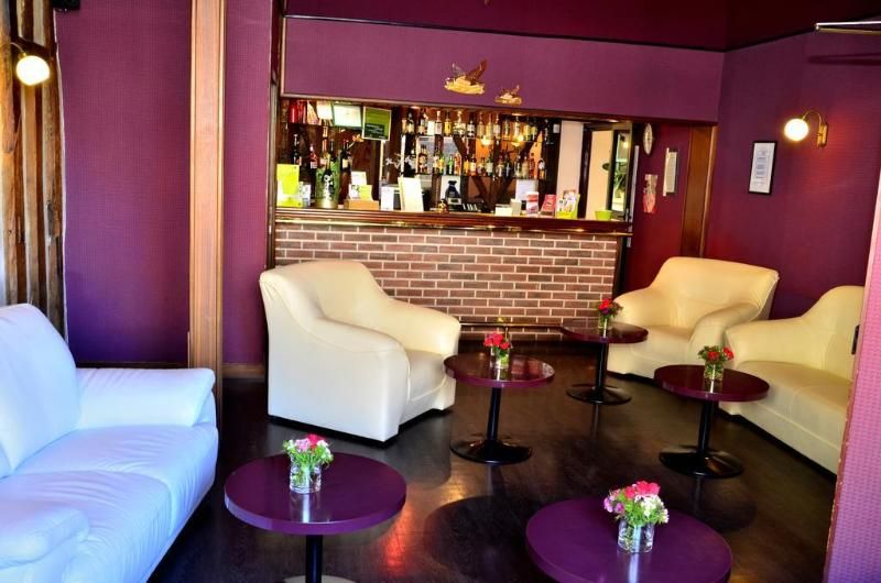 Hôtel du Sauvage 3 estrelas em La Ferté-Gaucher