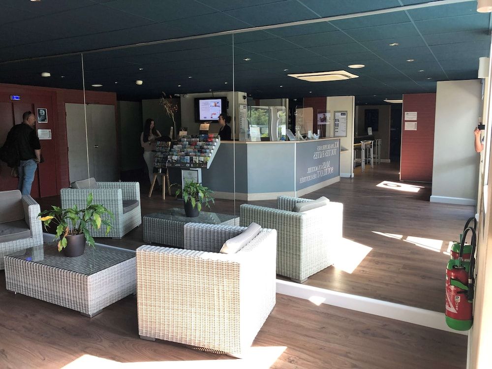 Kyriad Toulon - Hyeres - La Garde 2