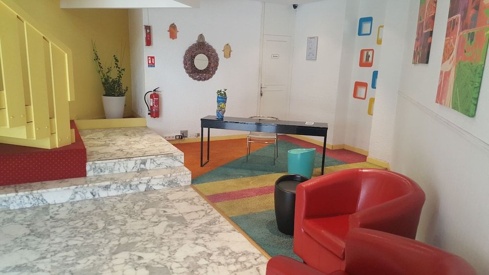 Hotel Merea 2 estrelas em La Londe-les-Maures