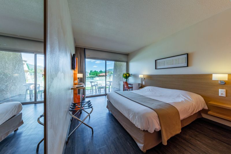 Mona Lisa Val'hotel 2