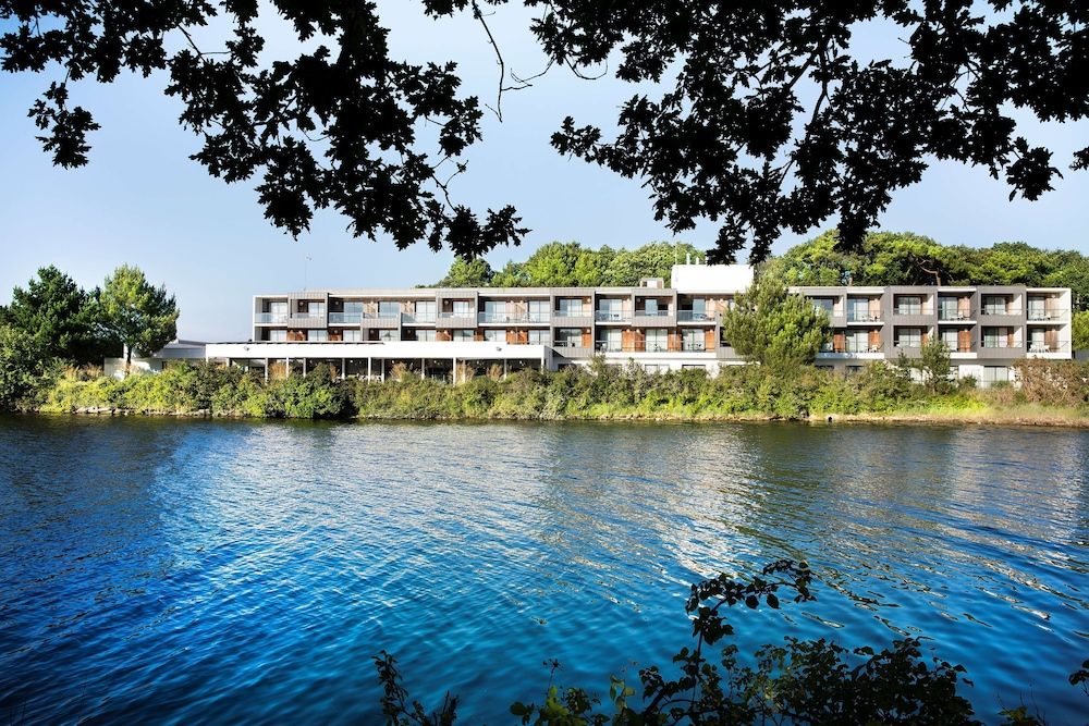Best Western Plus Hotel Les Rives Du Ter 4 estrelas em Larmor-Plage