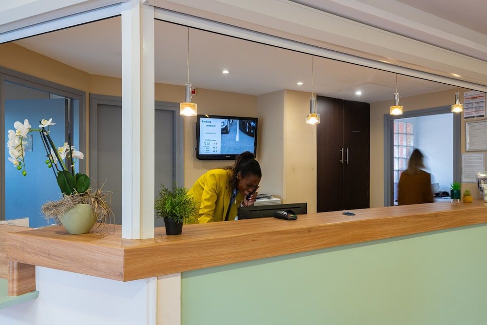 Zenitude Hôtel-Résidences Le Cannet 3