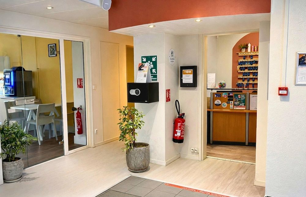 Comfort Aparthotel Le Mans 3