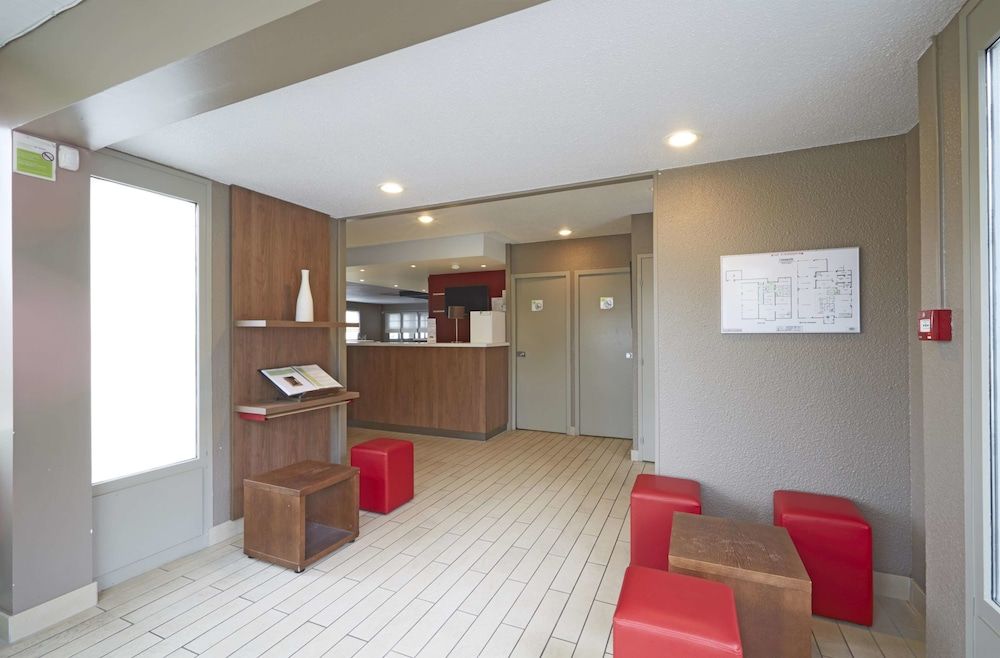 Campanile Le Mans Centre Est 2