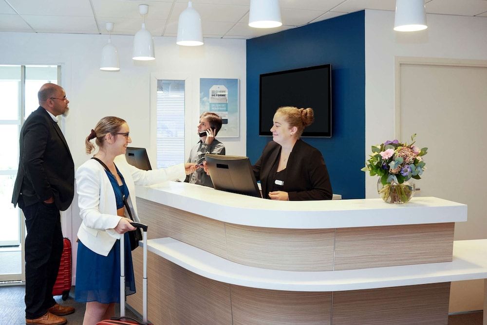 Kyriad Le Mans Est 2