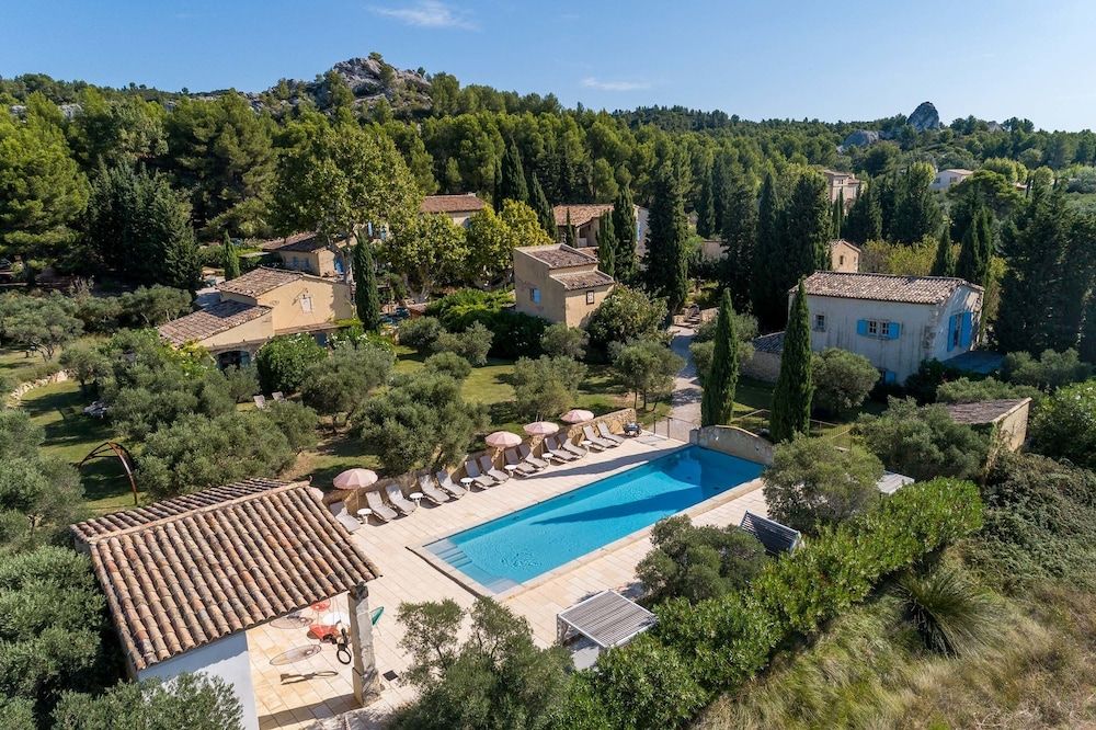 Les Petites Maisons - Hameau des Baux 4 estrelas em Paradou