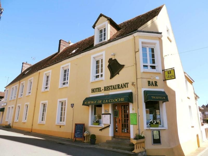 Auberge De La Cloche 1