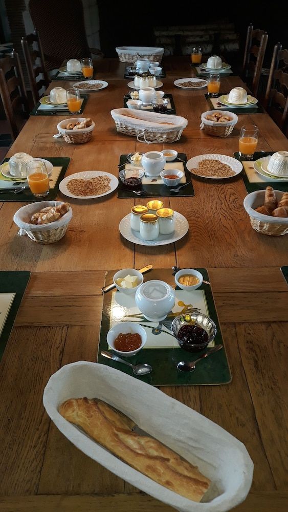 Chambres d'Hôtes Le Manoir de Beaumarchais 2